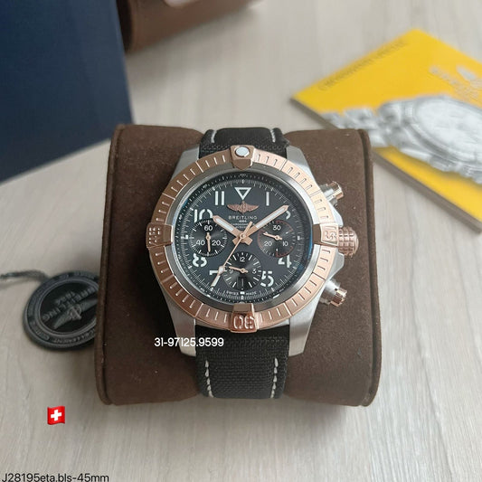 Breitling Avenger - 45mm