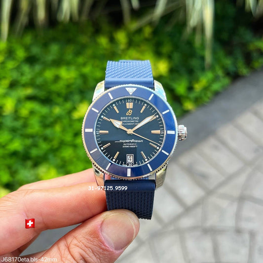Breitling Superocean - 42mm