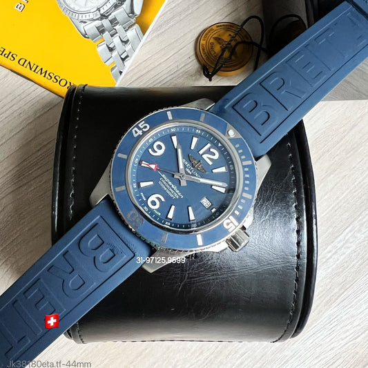 Breitling Superocean - 44mm