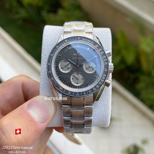 Omega Moonphase - 42mm