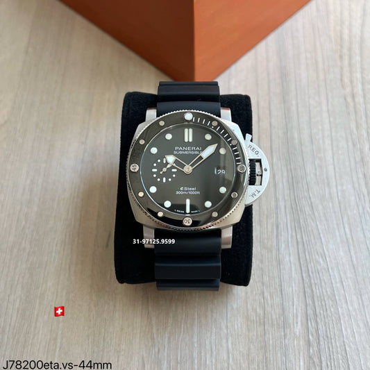 Panerai Submersible - 44mm