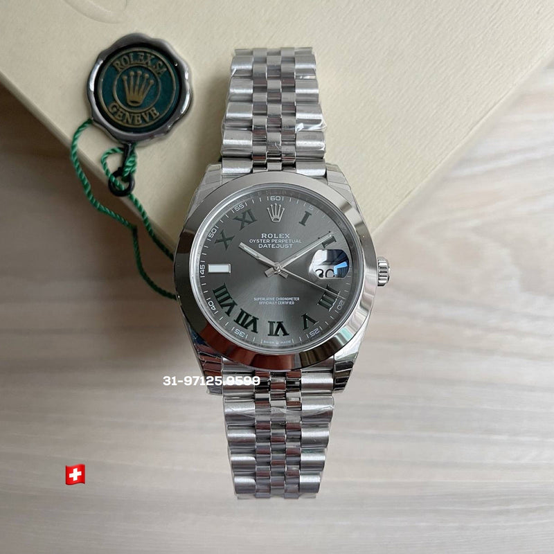 Rolex Datejust - 41mm / fundo cinza romano
