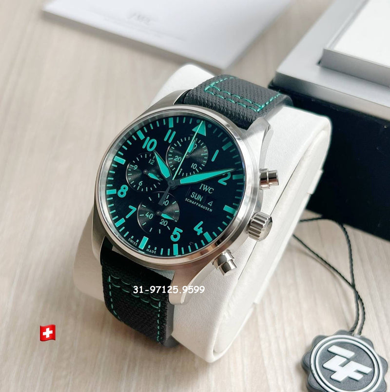 IWC Aviador - 44mm