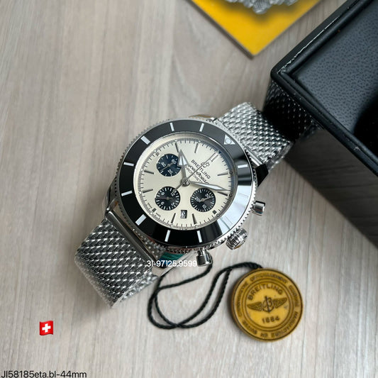 Breitling Superocean - 44mm