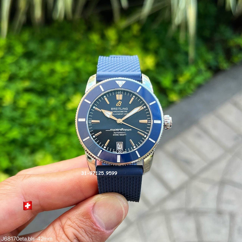 Breitling Superocean - 42mm