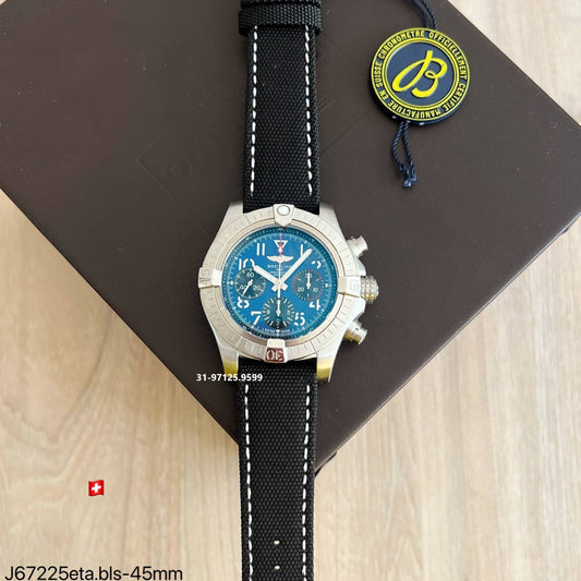 Breitling Avenger - 45mm