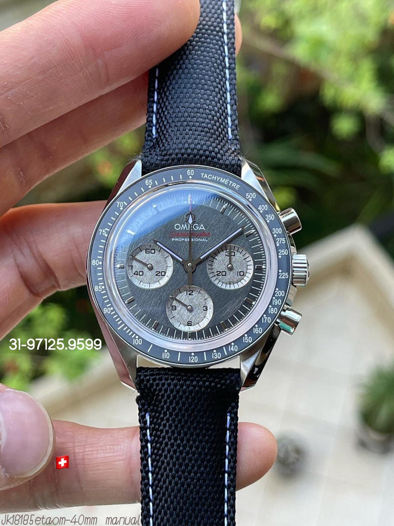 Omega Moonphase - 42mm