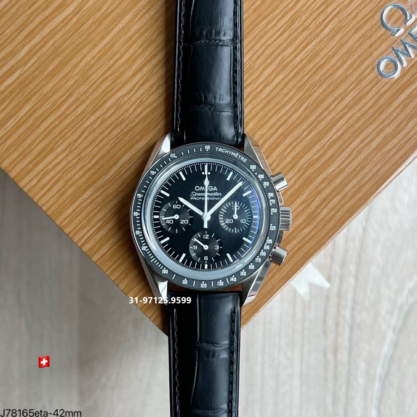 Omega Moonphase - 42mm