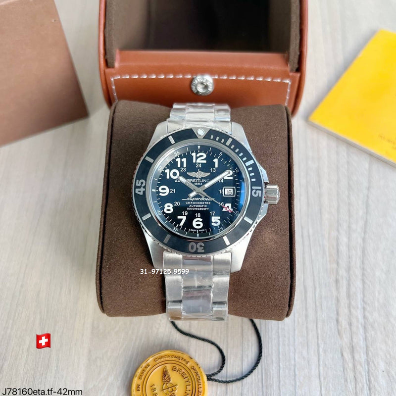 Breitling Superocean - 42mm
