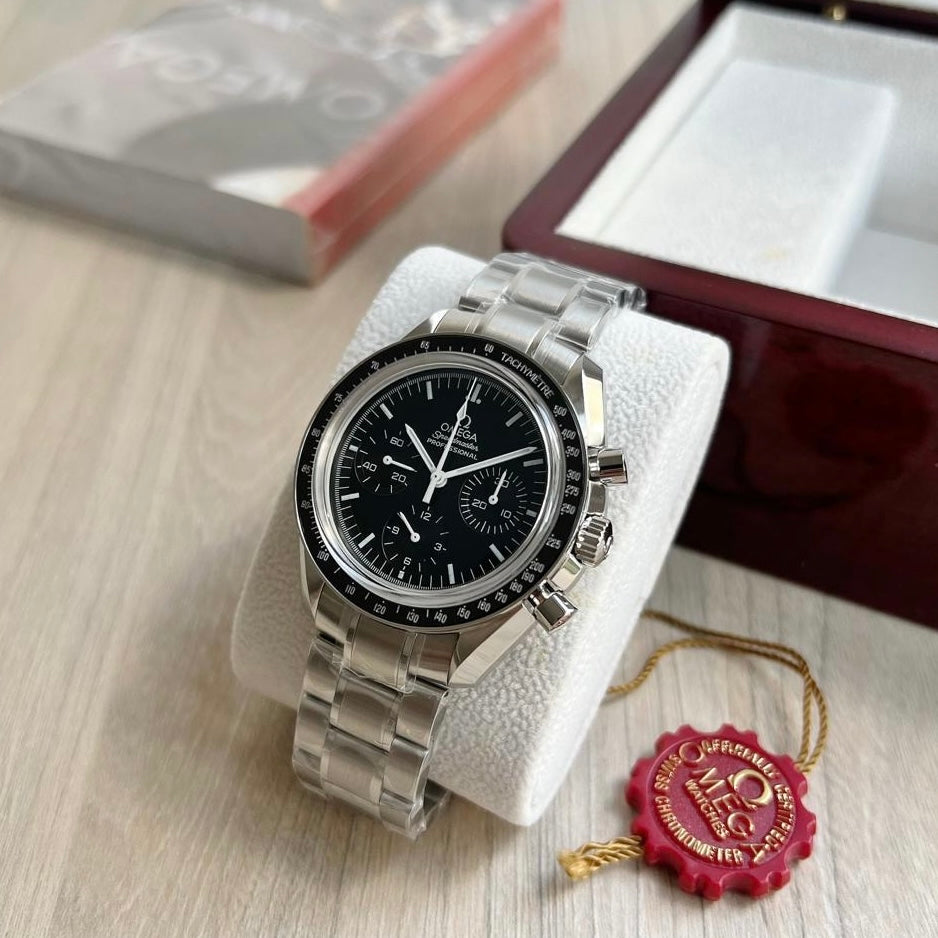 Omega Moonphase - 42mm