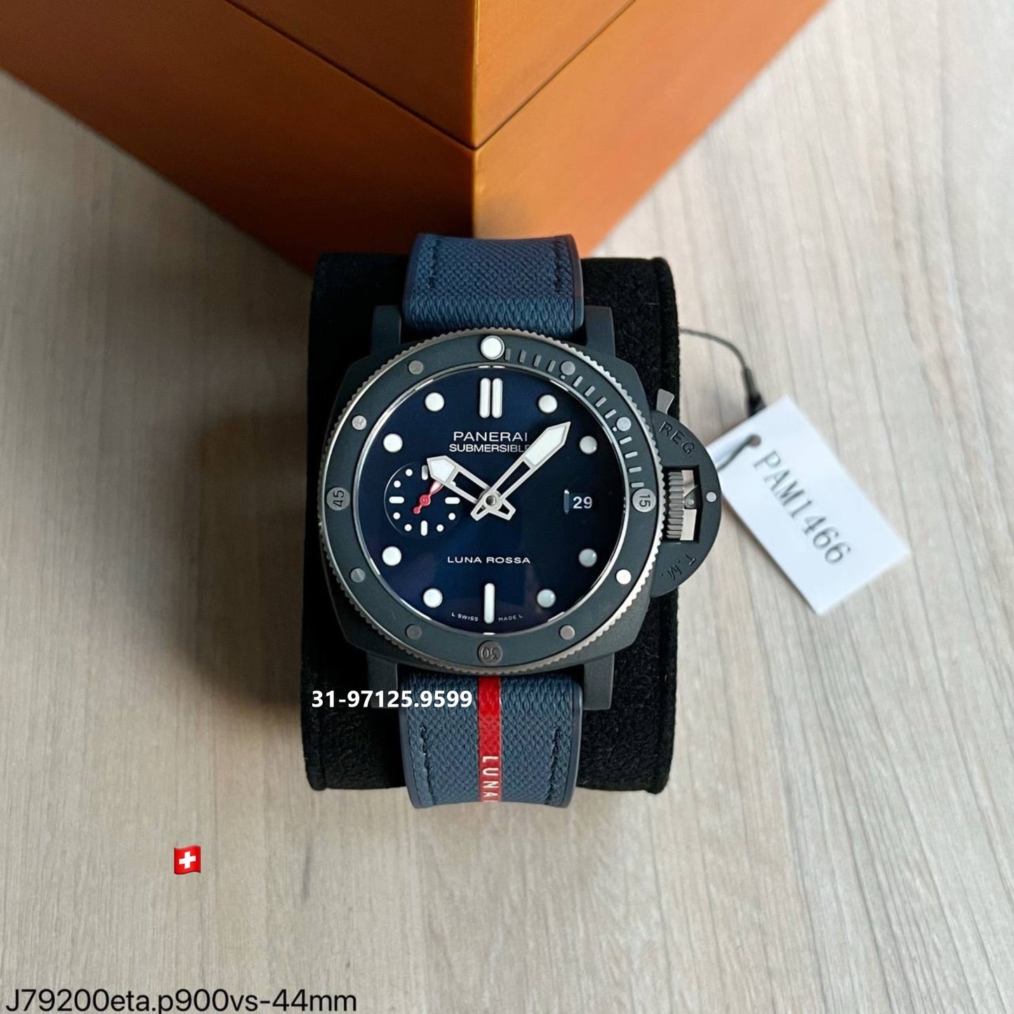 Panerai Luna Rossa - PAM1466 / 44mm