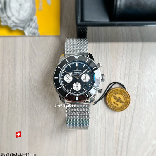 Breitling Superocean - 44mm