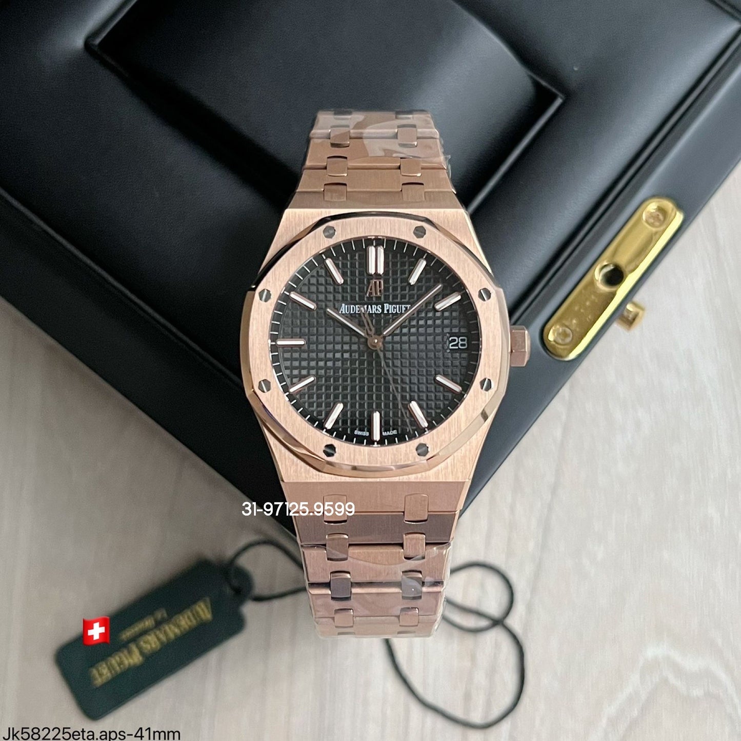 Audemars Piguet - Royal Oak  - 41mm
