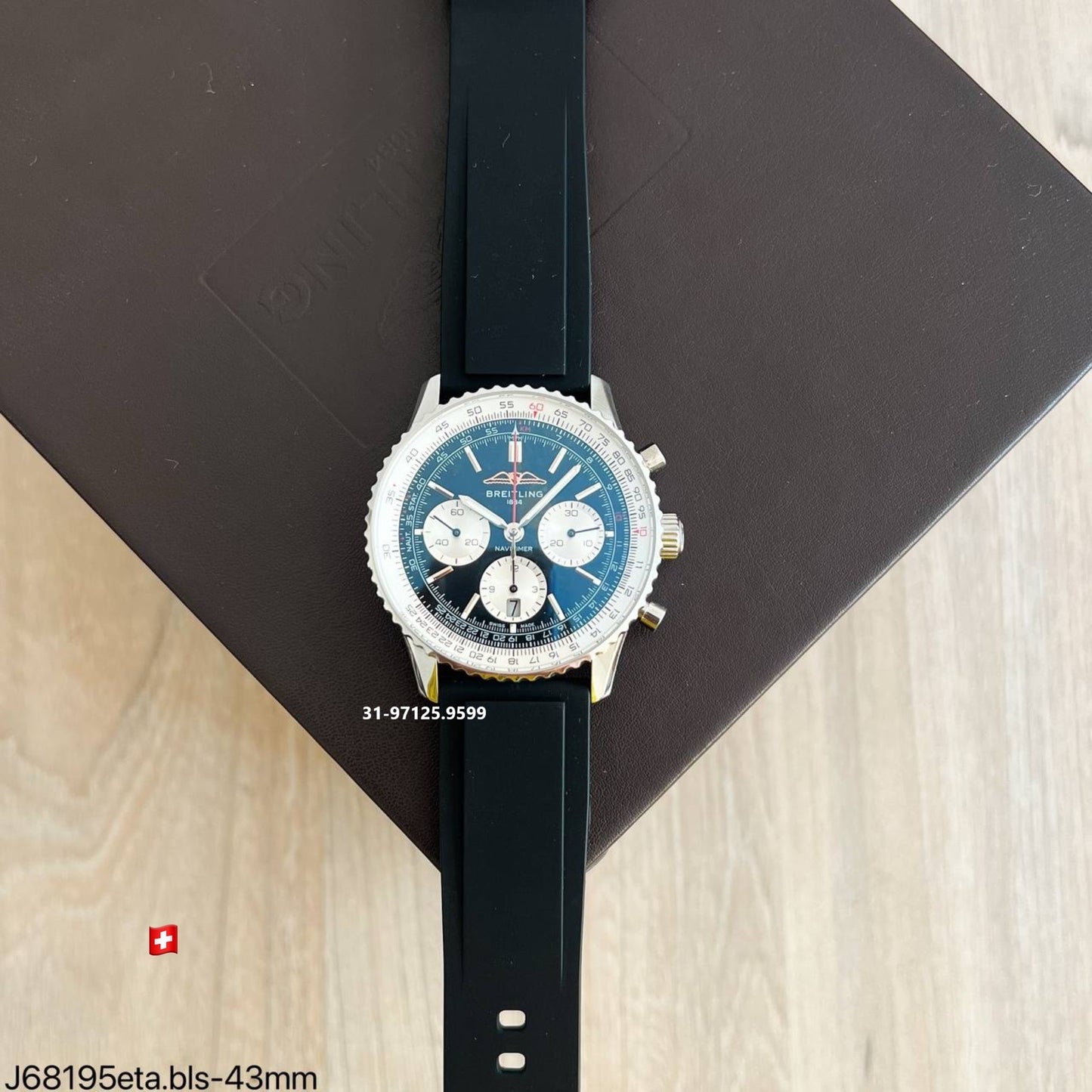 Breitling Navitimer - 43mm