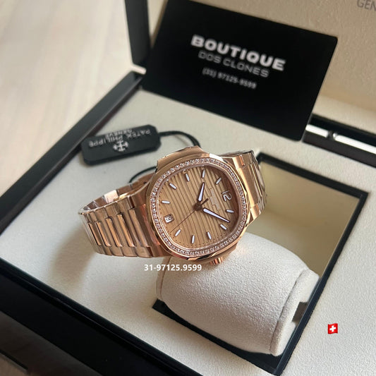 Patek Philippe Nautilus - 36mm