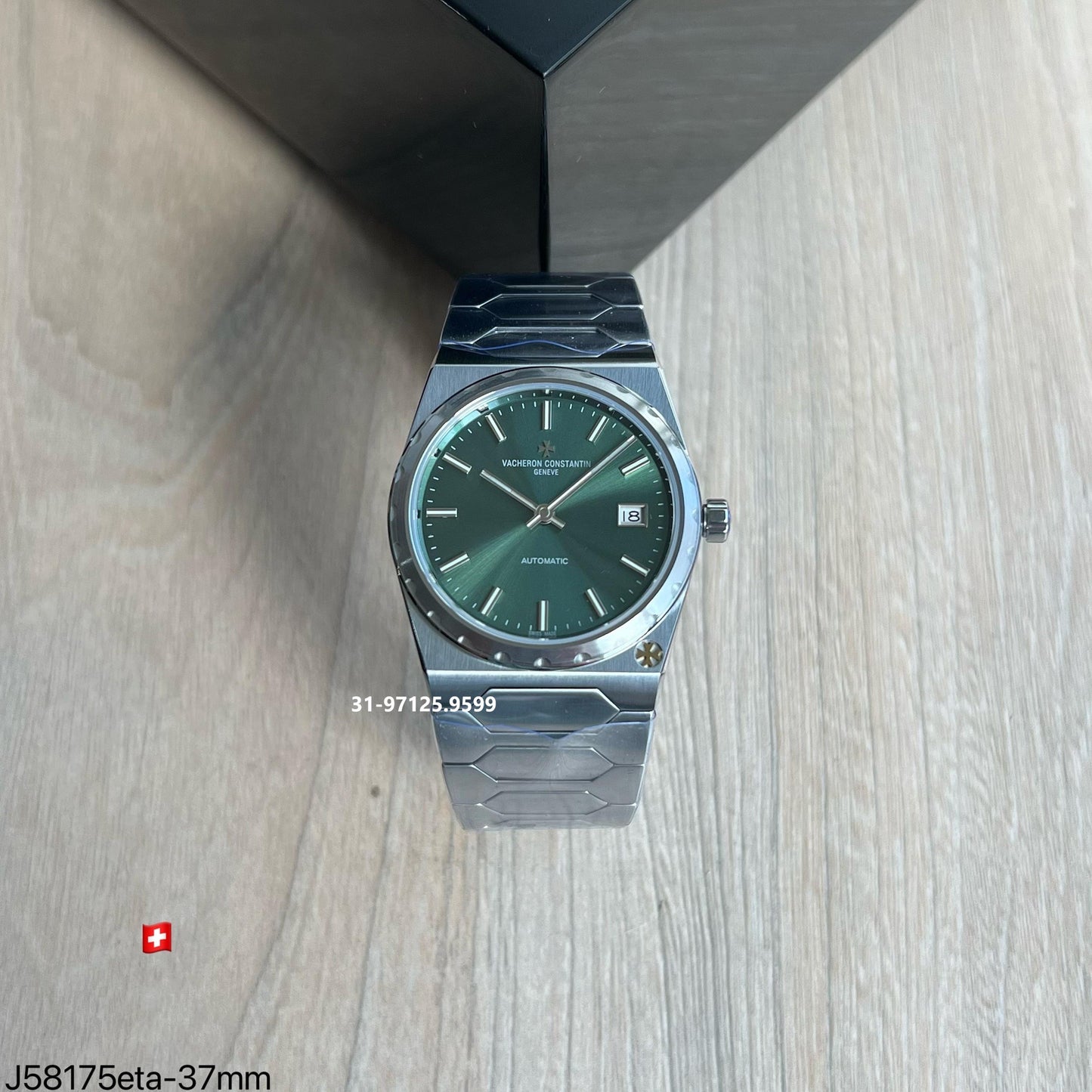 Vacheron Constantin - 37mm / fundo verde