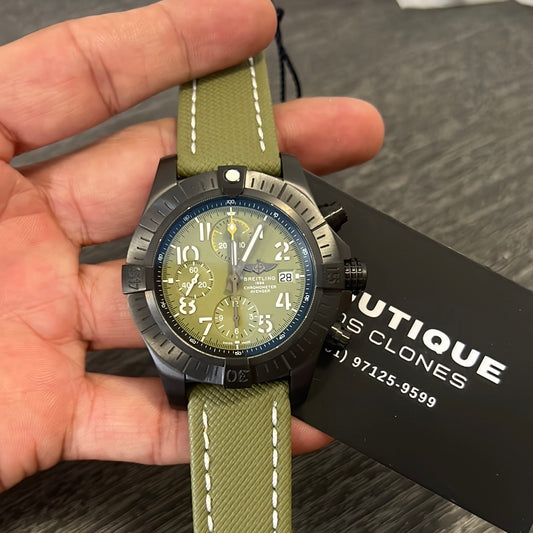 Breitling Avenger 45mm