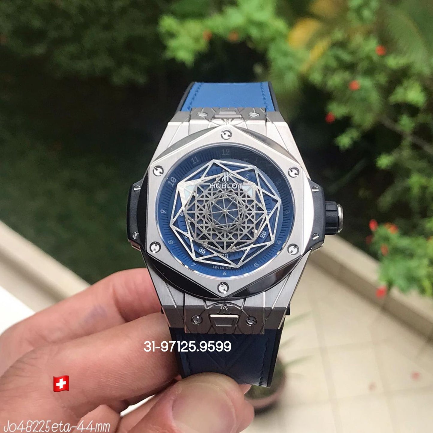 Hublot sang bleu