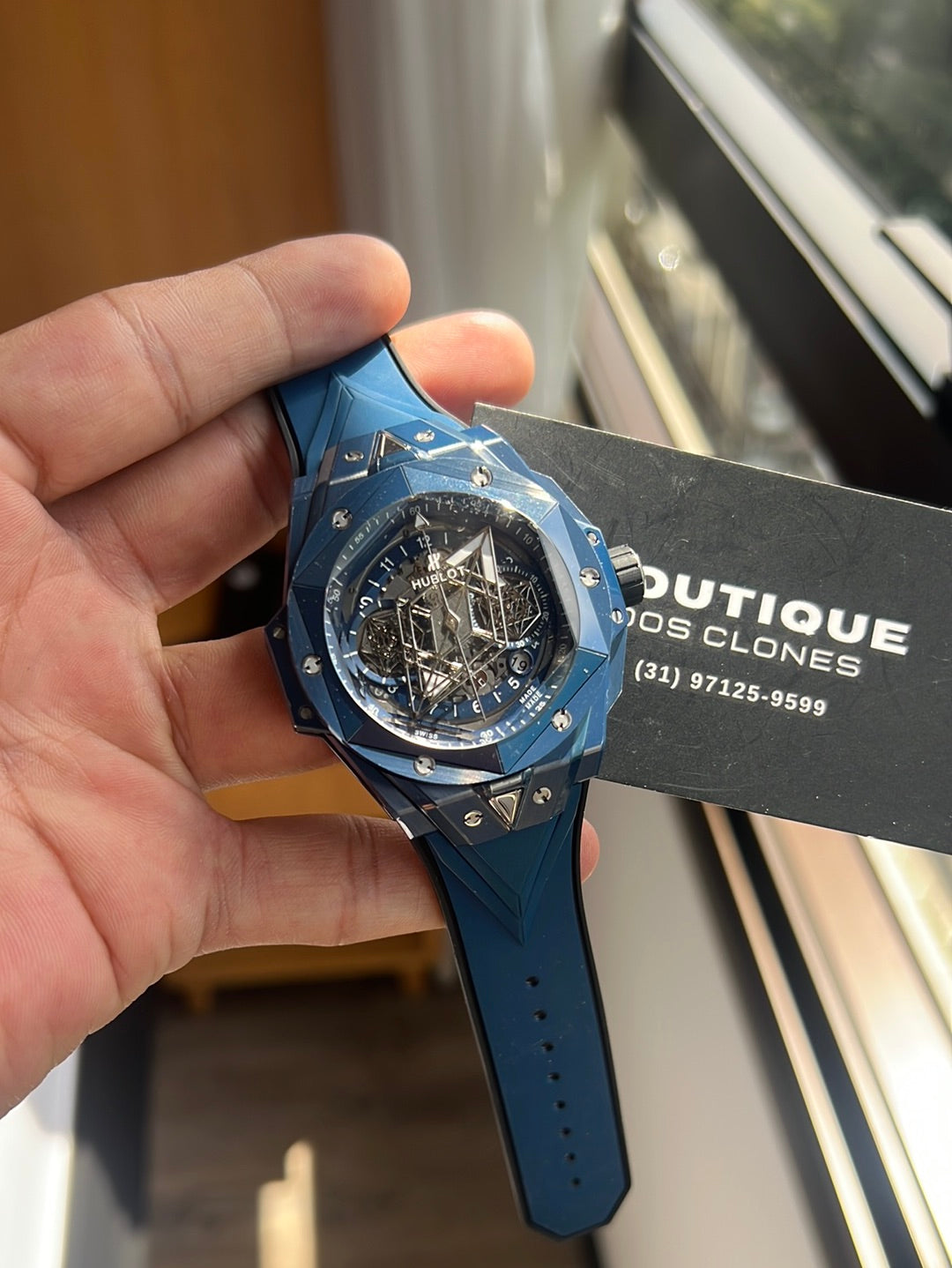 Hublot sang bleu