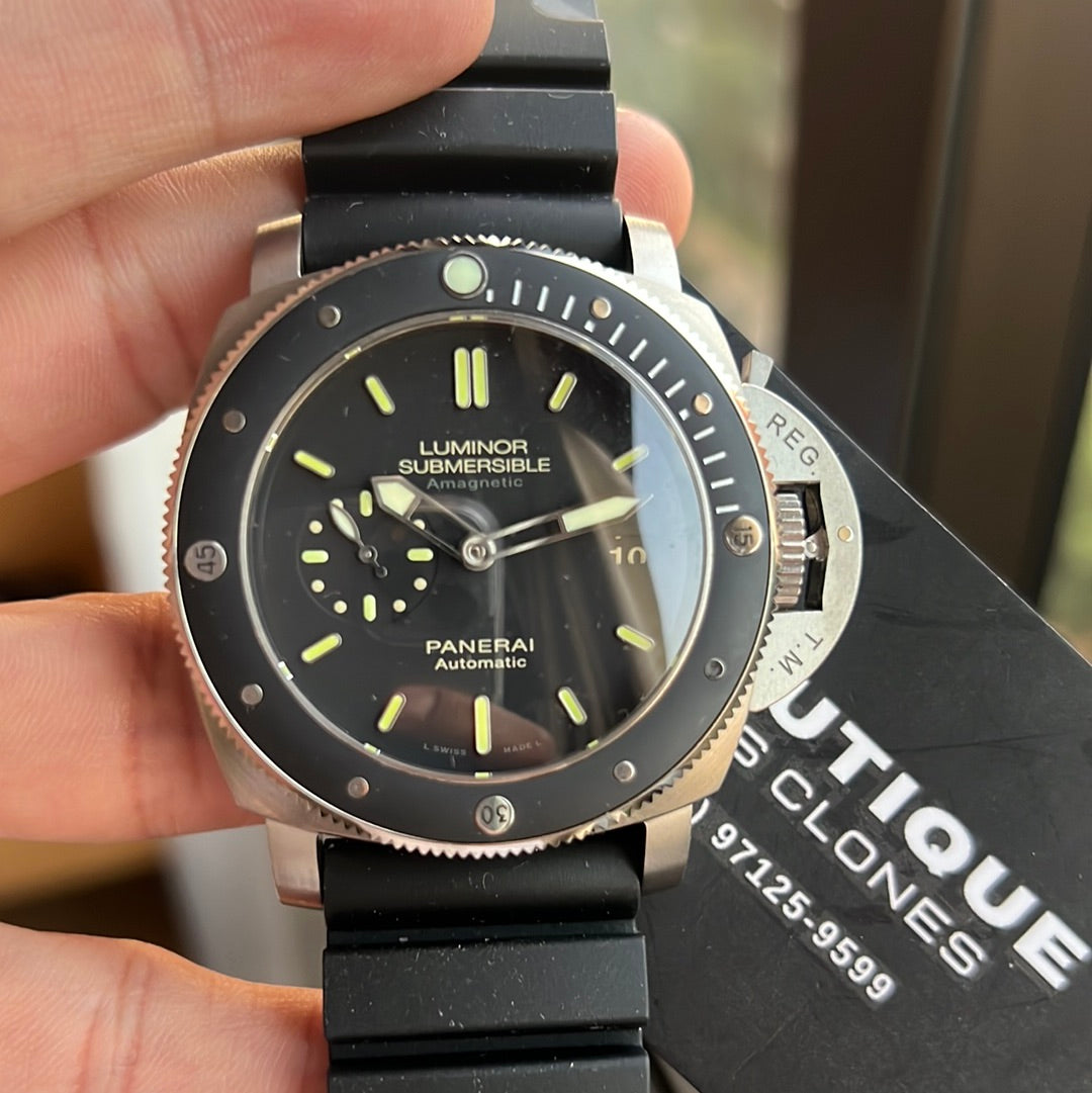 Panerai Submersible - PAM 389