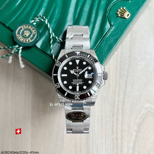Rolex Submariner - CLEAN