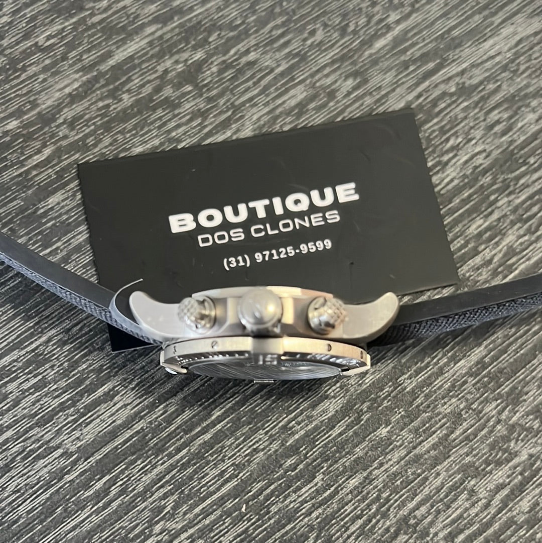 Breitling Avenger 45mm