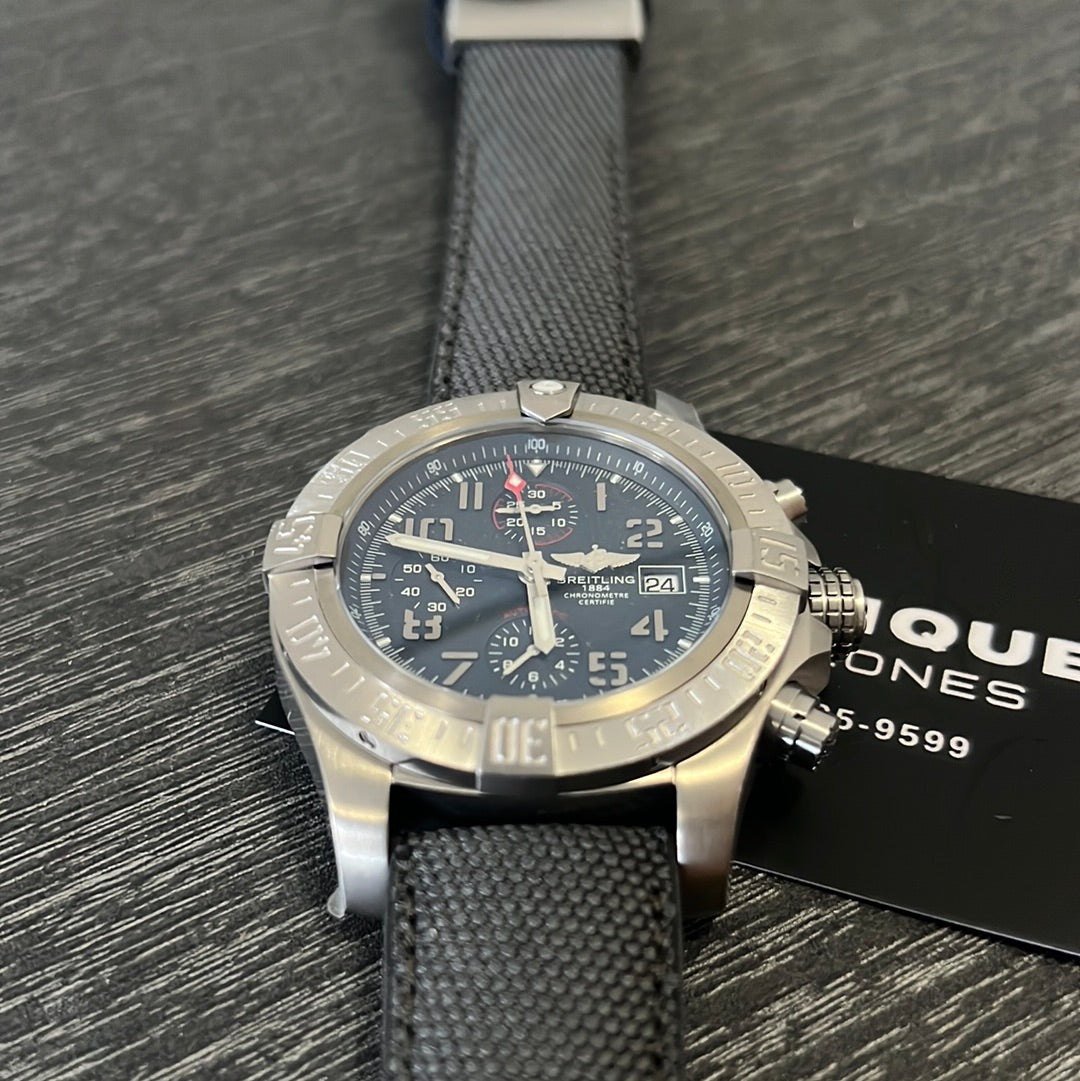 Breitling Avenger 45mm